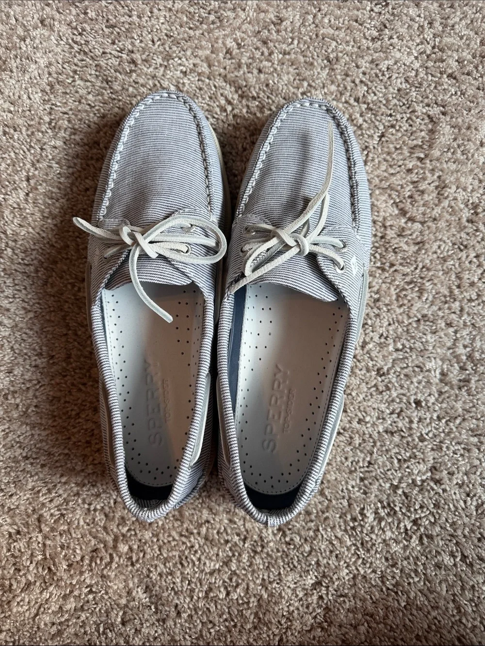 NWOT Sperry Light Gray Striped Canvas Boat Shoes
